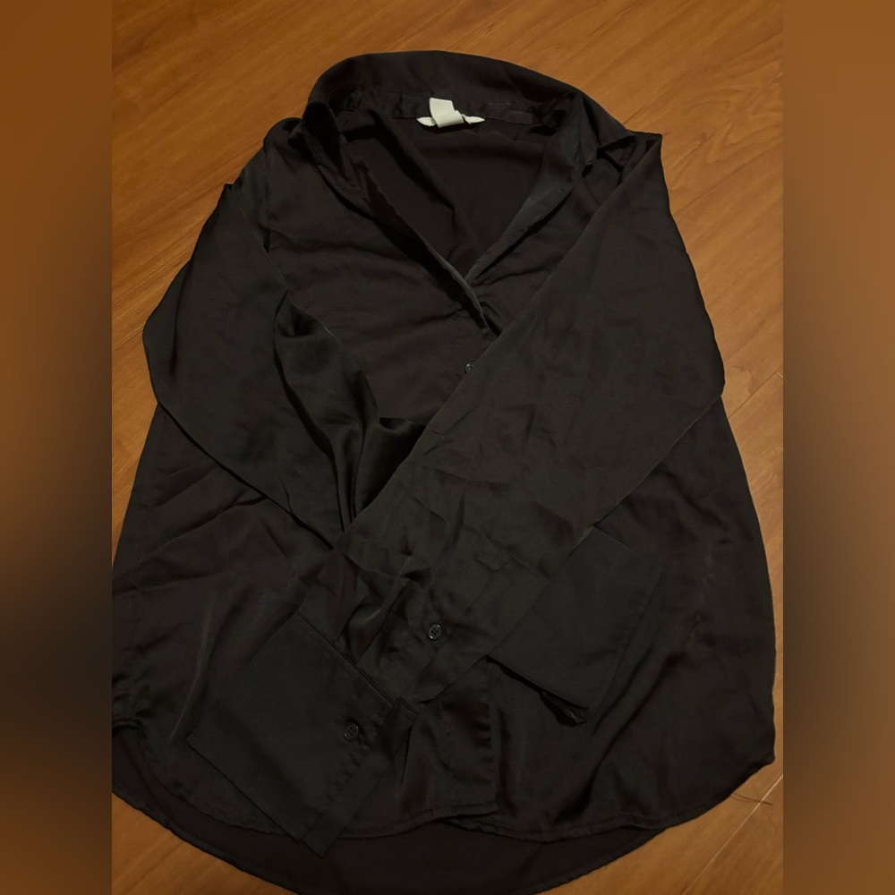 H&M Black Collared Blouse